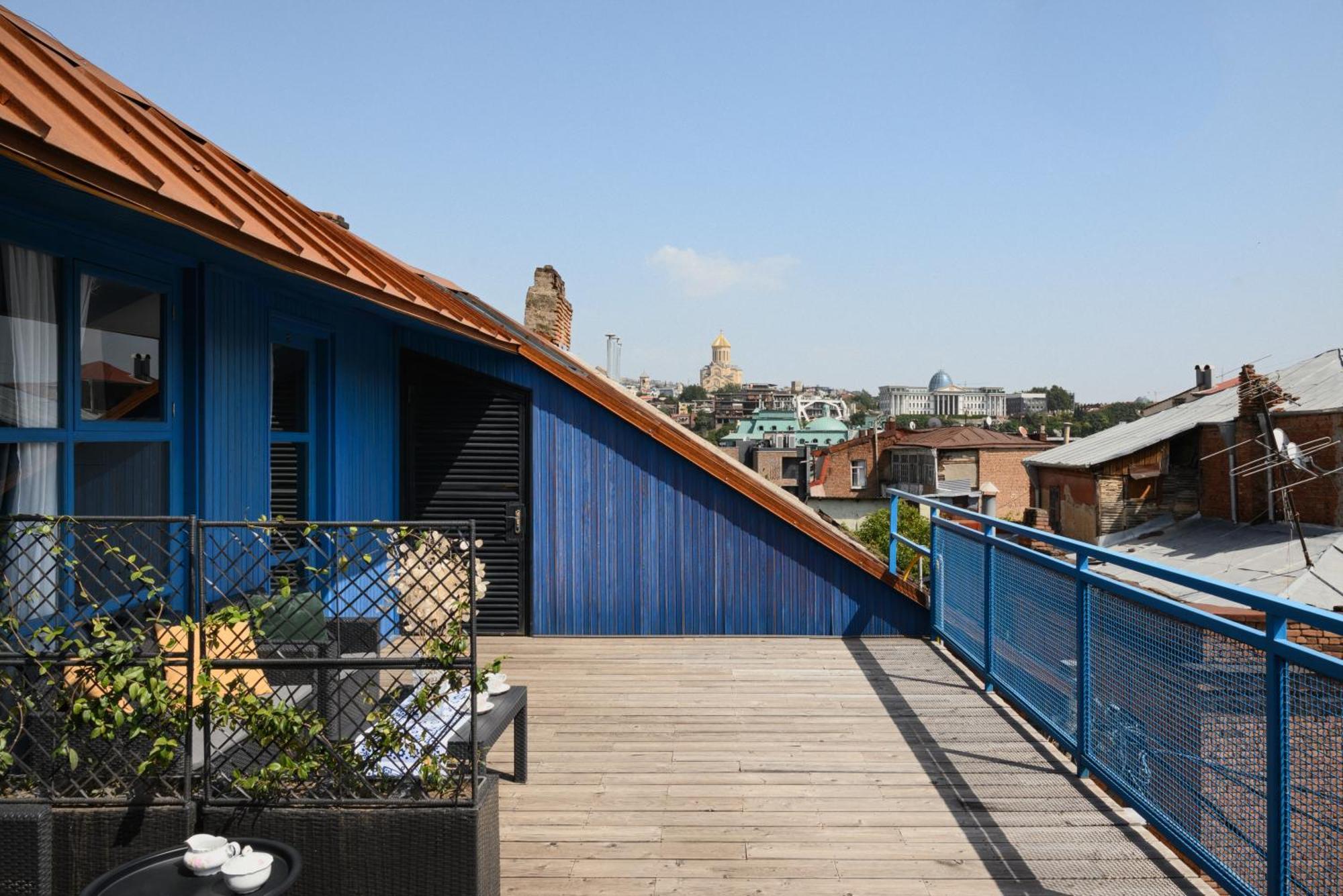 Blue Balcony Hotel Tbilisi Exterior foto