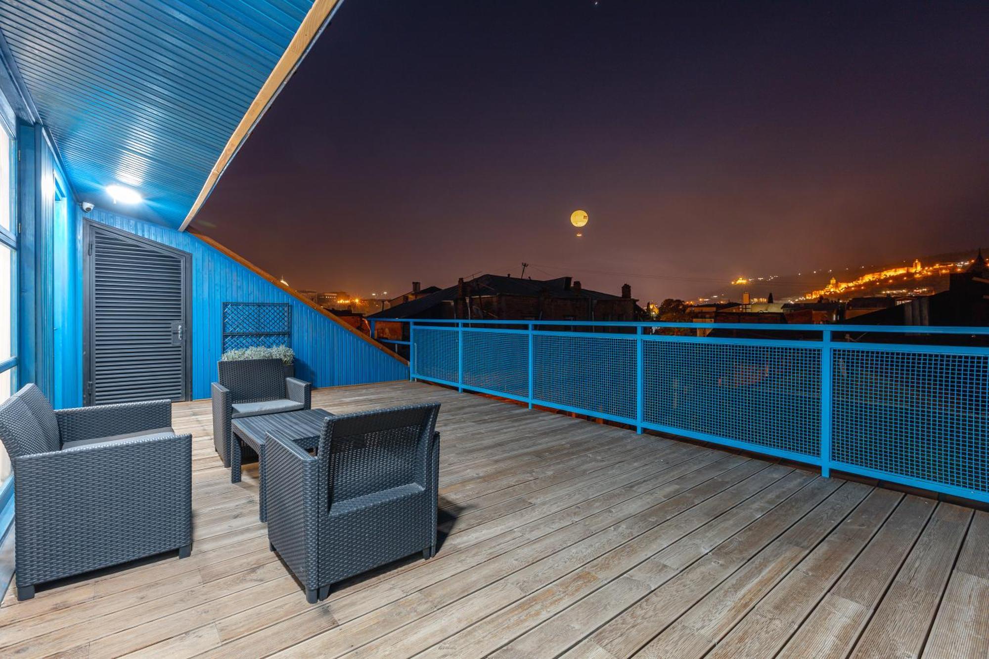 Blue Balcony Hotel Tbilisi Exterior foto